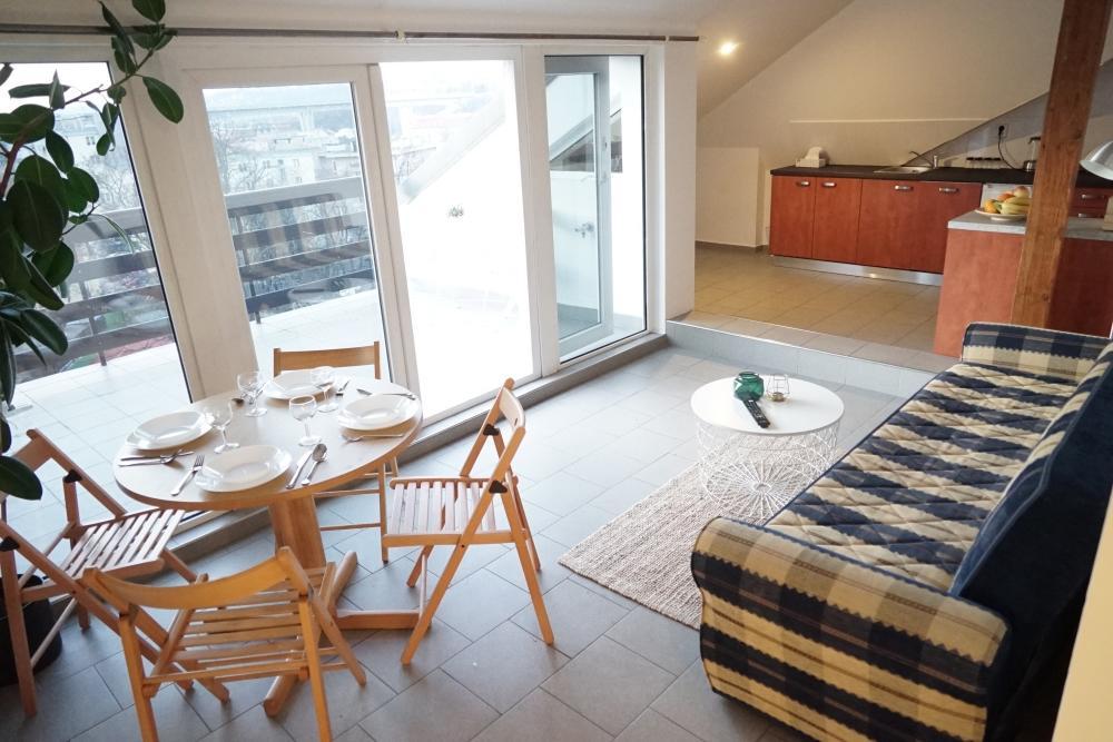Apartment Loft With Amazing Terrace Prague